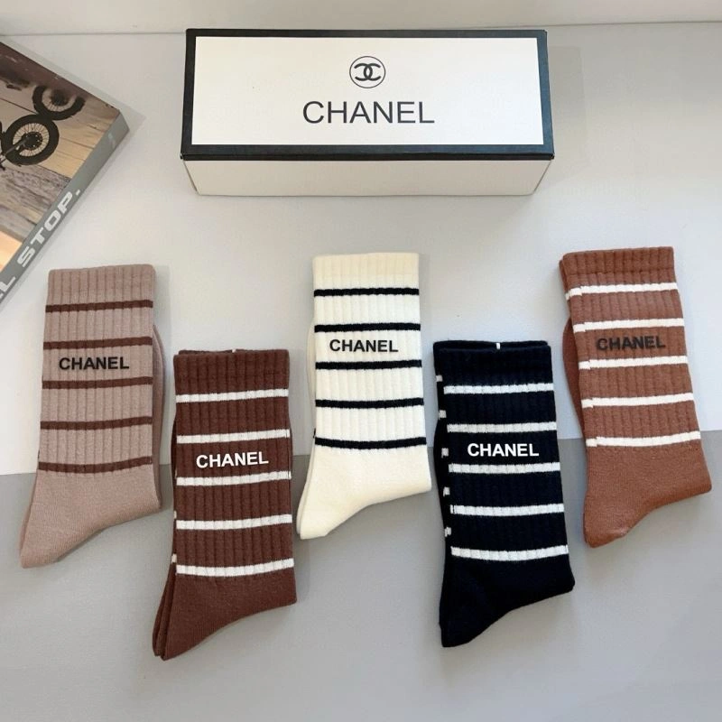 EyeCatching Chanel Socks 273375