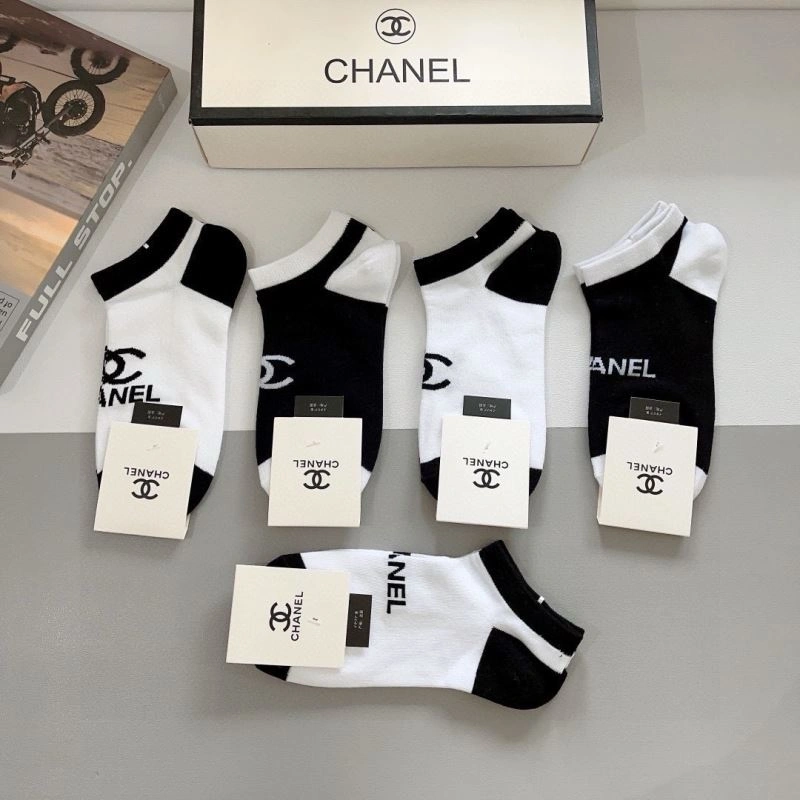 Comfortable Chanel Socks 273386