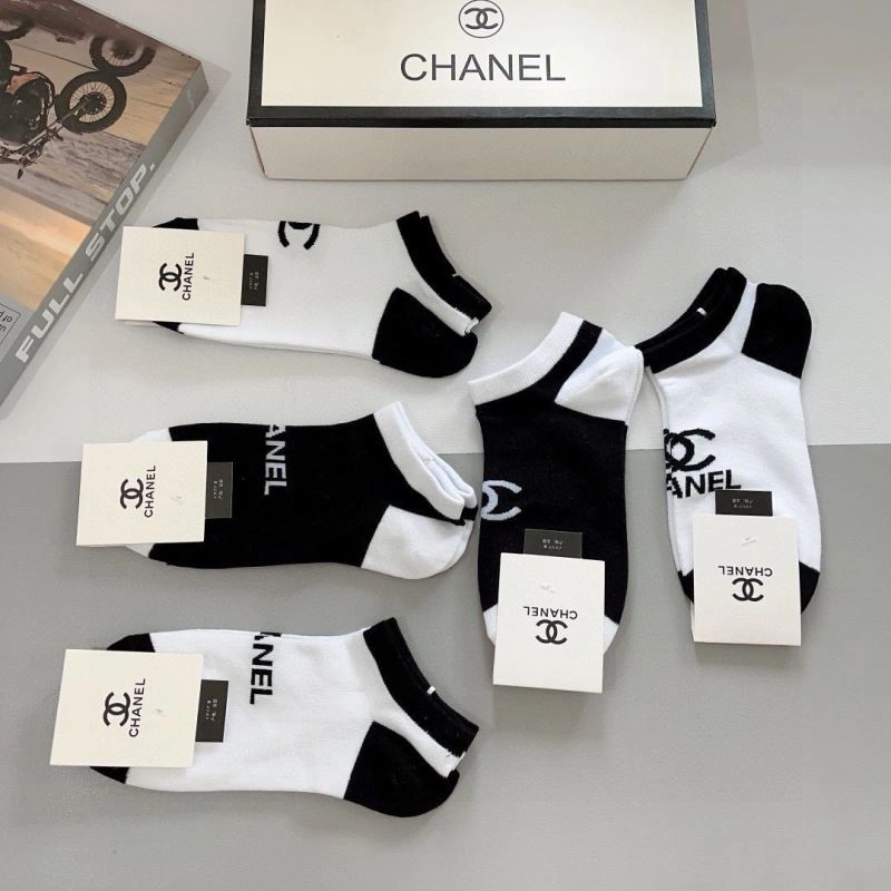 Comfortable Chanel Socks 273386