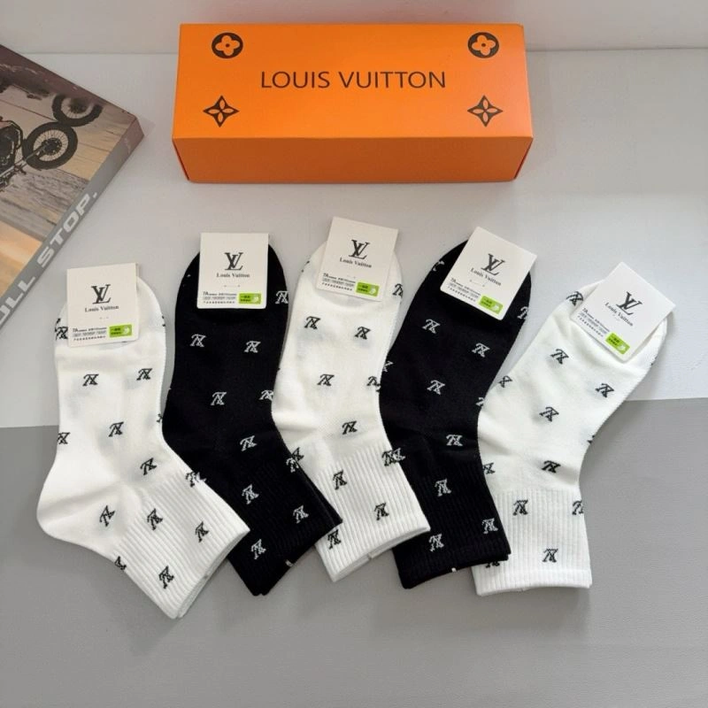 ZipUp Chanel Socks 273140