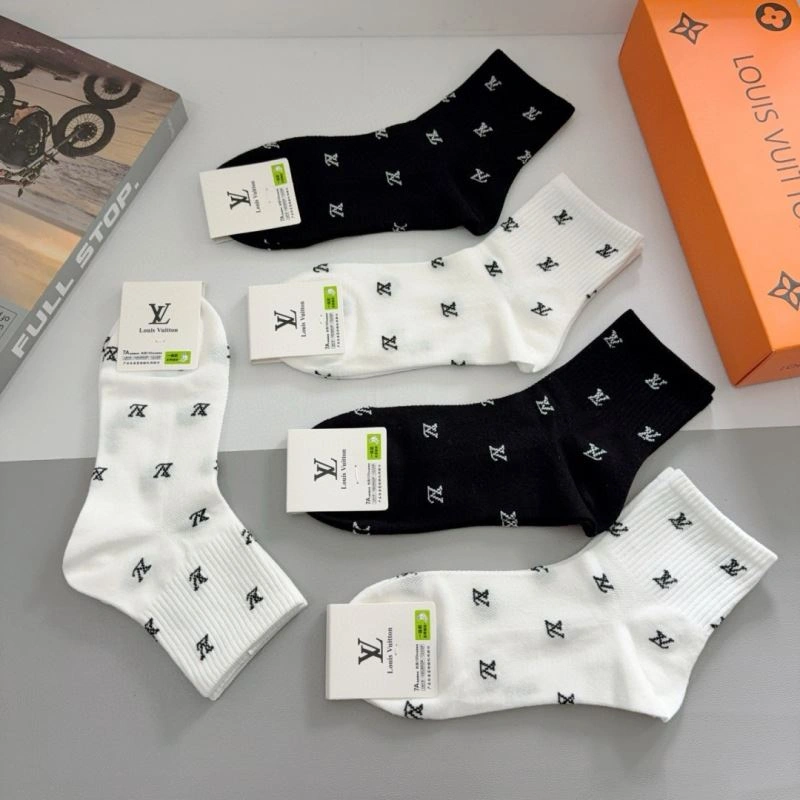 ZipUp Chanel Socks 273140
