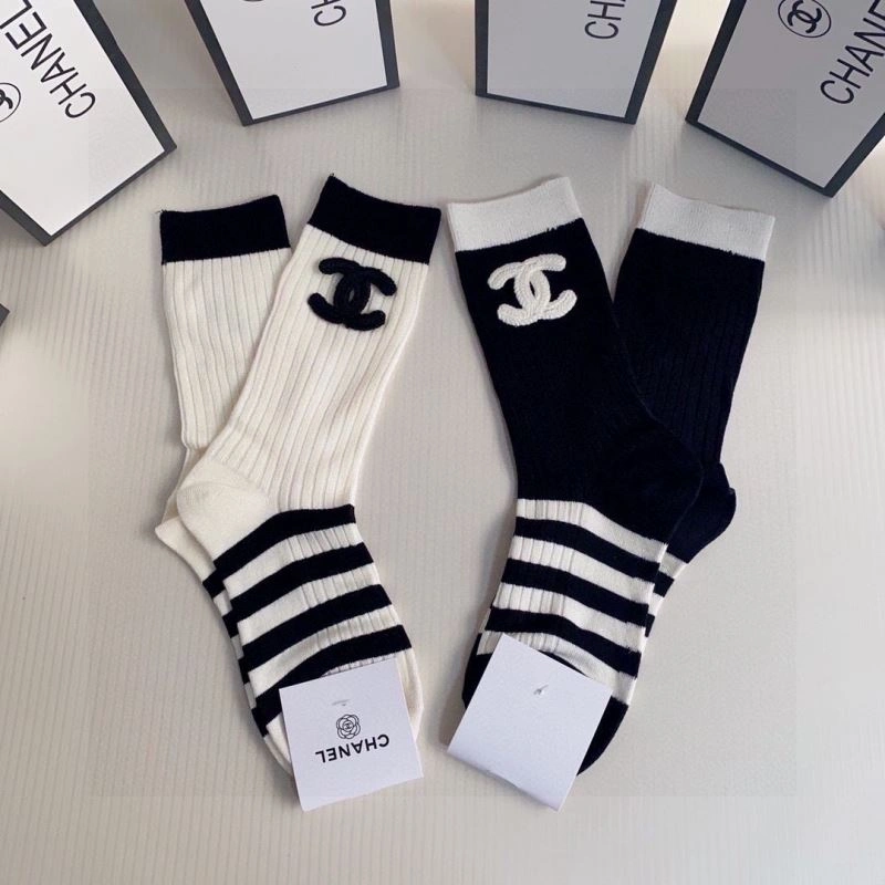 Refined Chanel Socks 273945