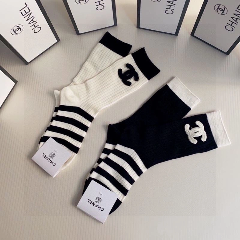 Refined Chanel Socks 273945