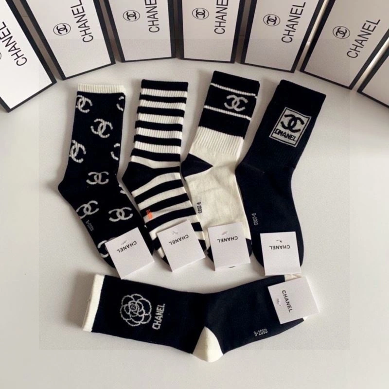 Chanel Socks Compact 273946