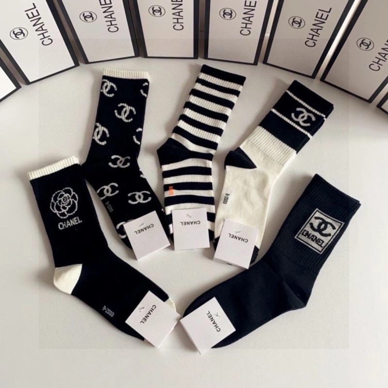 Chanel Socks Compact 273946