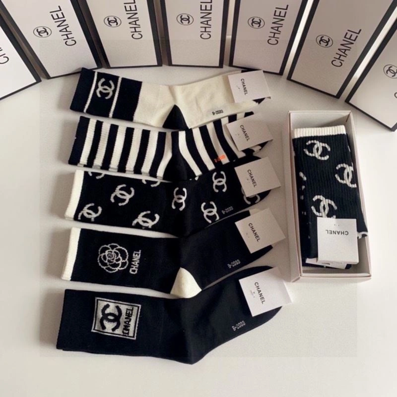 Chanel Socks Compact 273946