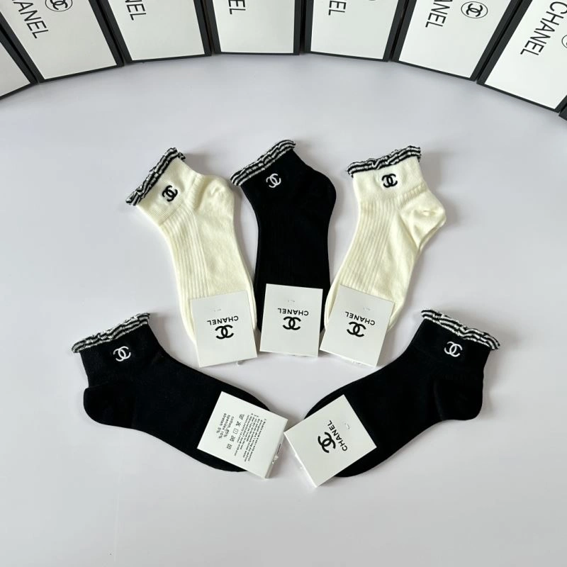 Durable Chanel Socks 273944