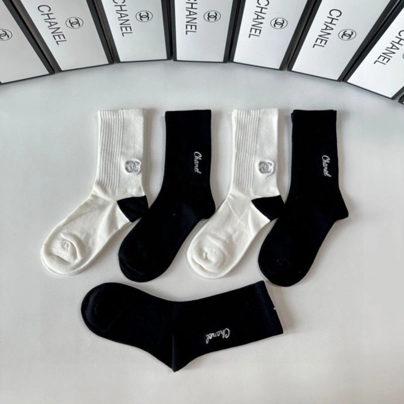 FashionForward Chanel Socks 273962