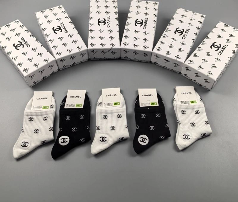 Chanel Socks ModernLook 273959