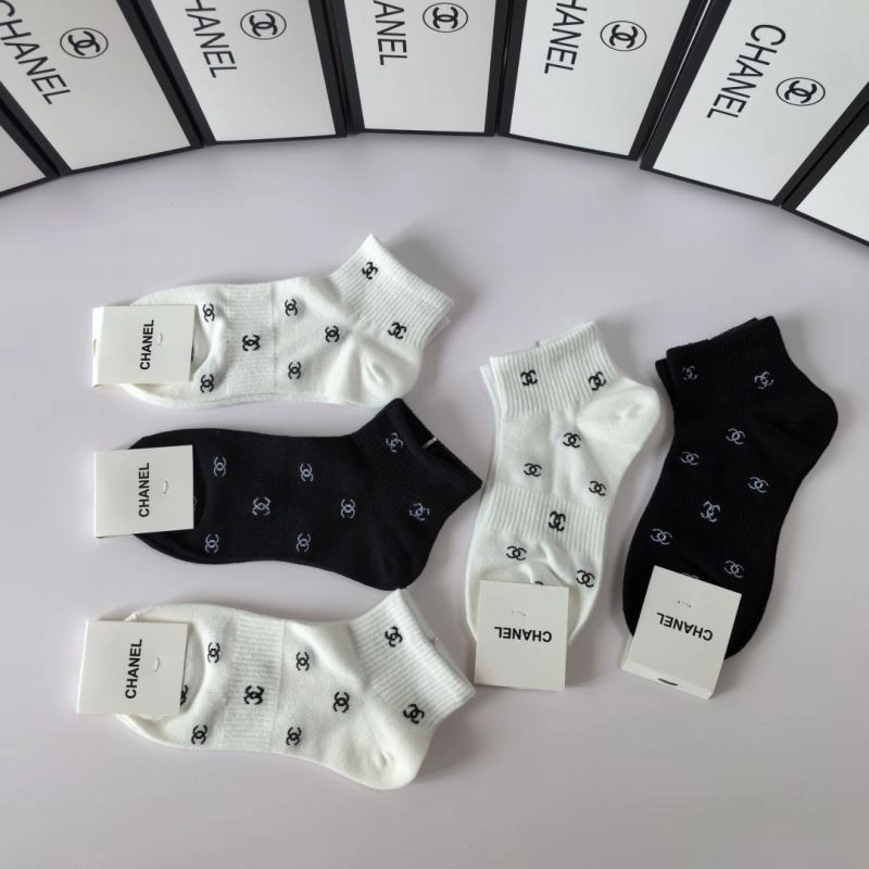 SmartChoice Chanel Socks 273948