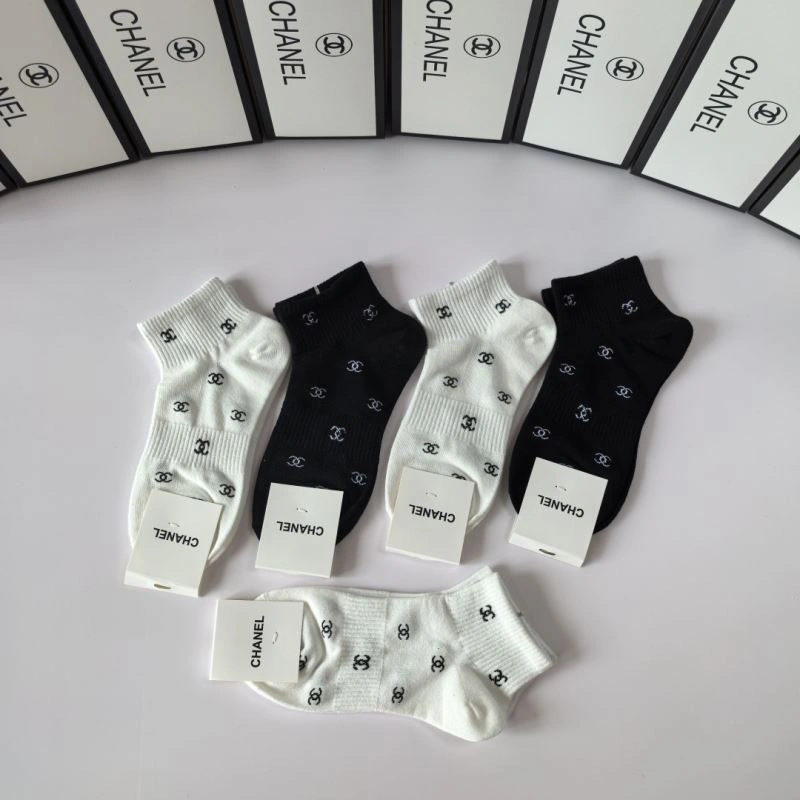 SmartChoice Chanel Socks 273948