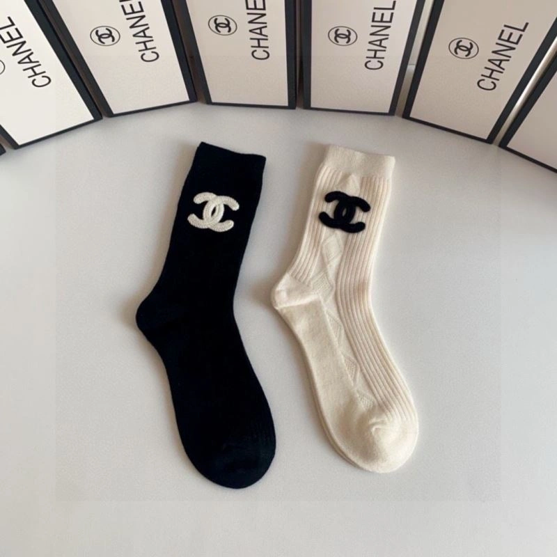 Efficient Chanel Socks 273933