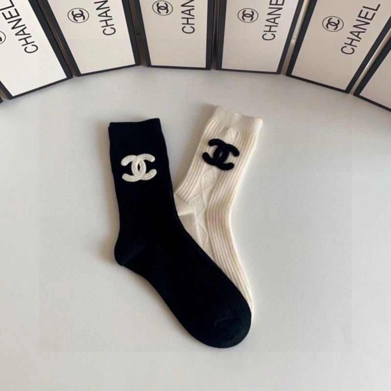 Efficient Chanel Socks 273933