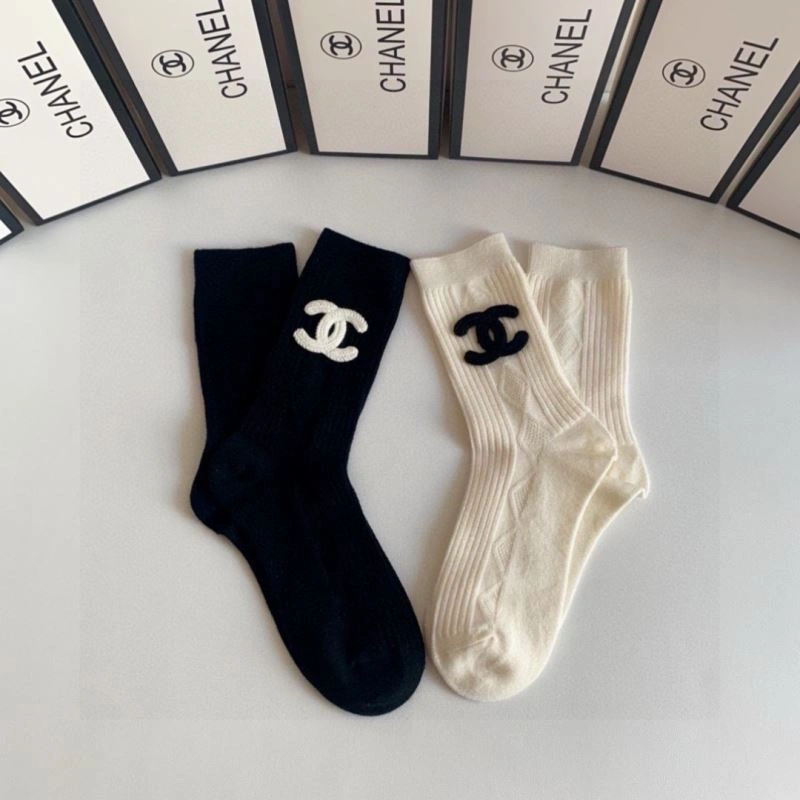 Efficient Chanel Socks 273933