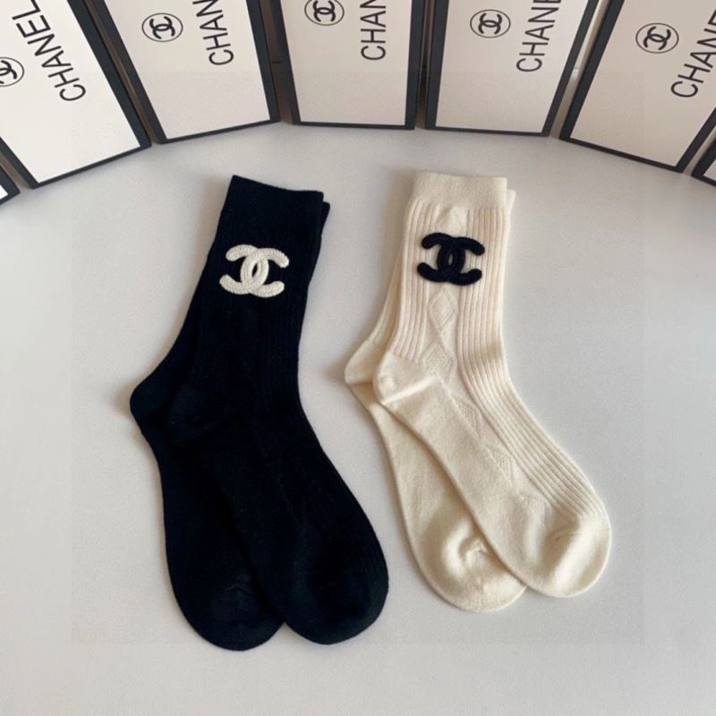 Efficient Chanel Socks 273933