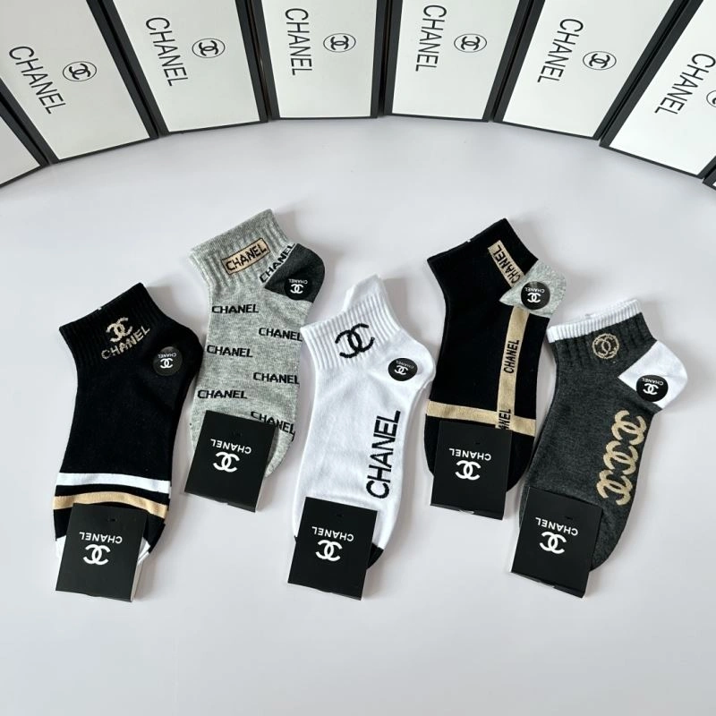 Stylish Chanel Socks 273926