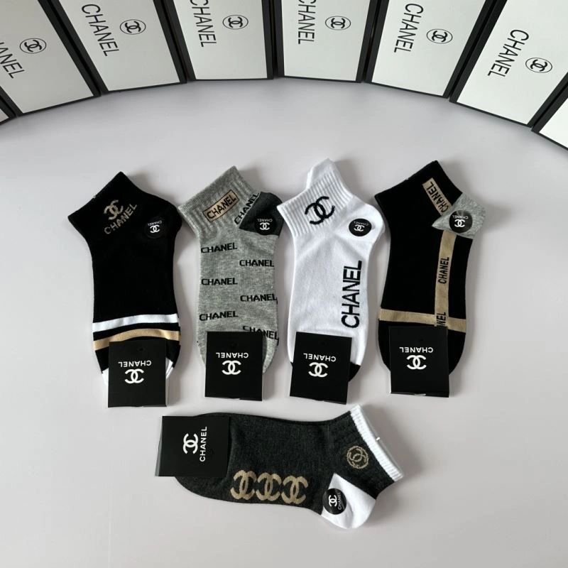 Stylish Chanel Socks 273926
