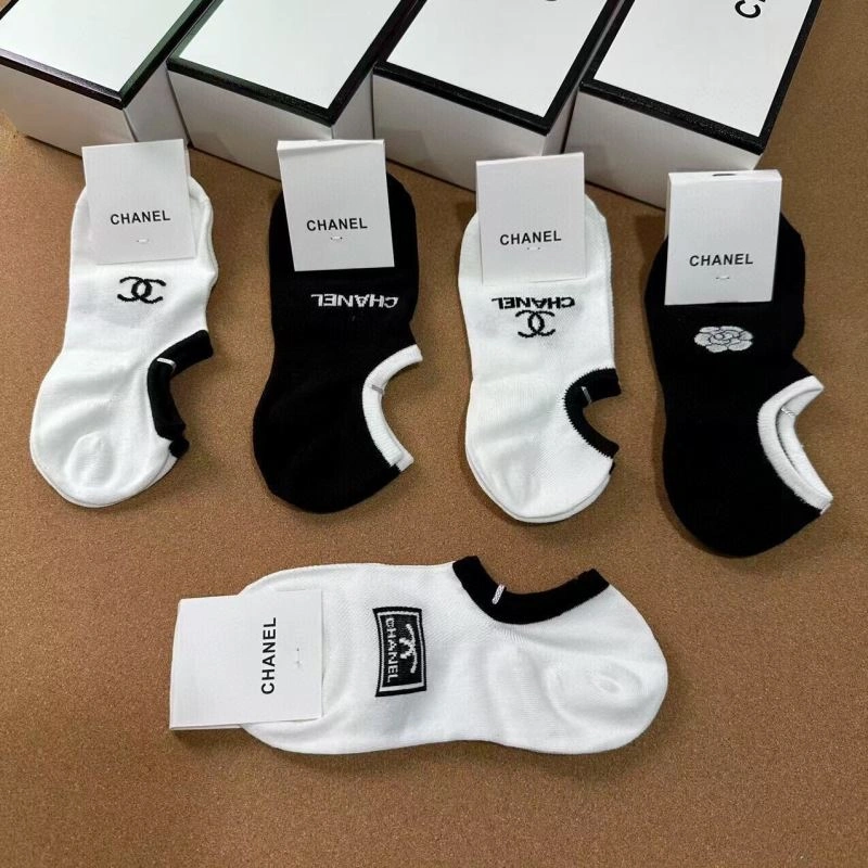 Effortless Chanel Socks 273919