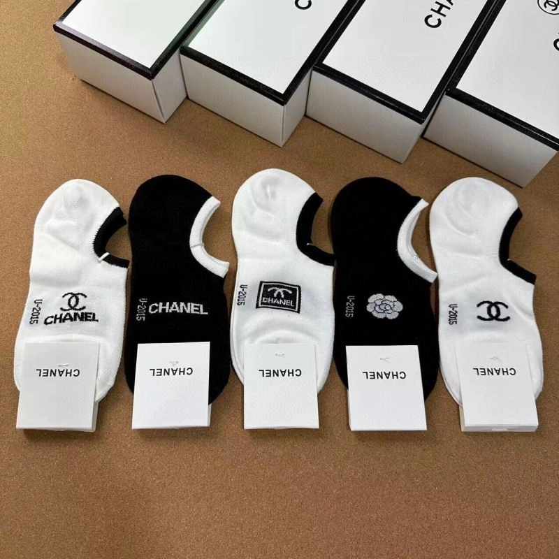 Effortless Chanel Socks 273919