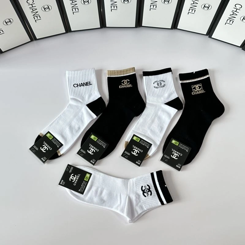 Efficient Chanel Socks 273911