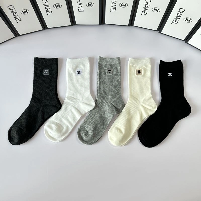 Neat Chanel Socks 273900