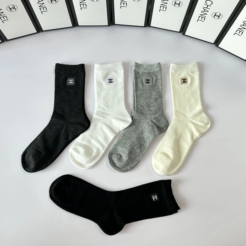 Neat Chanel Socks 273900