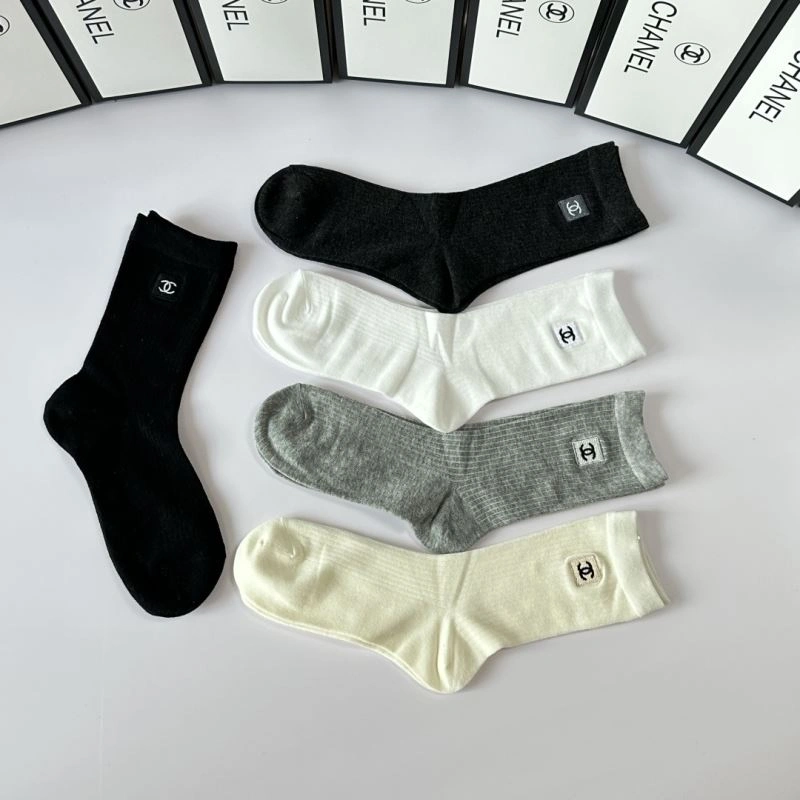 Neat Chanel Socks 273900