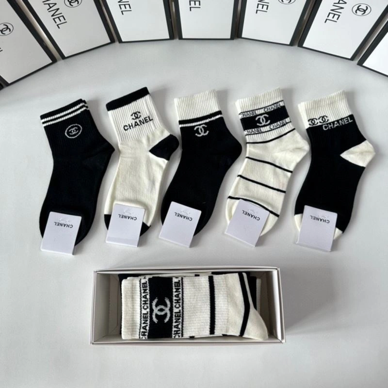 ZeroBulk Chanel Socks 273897