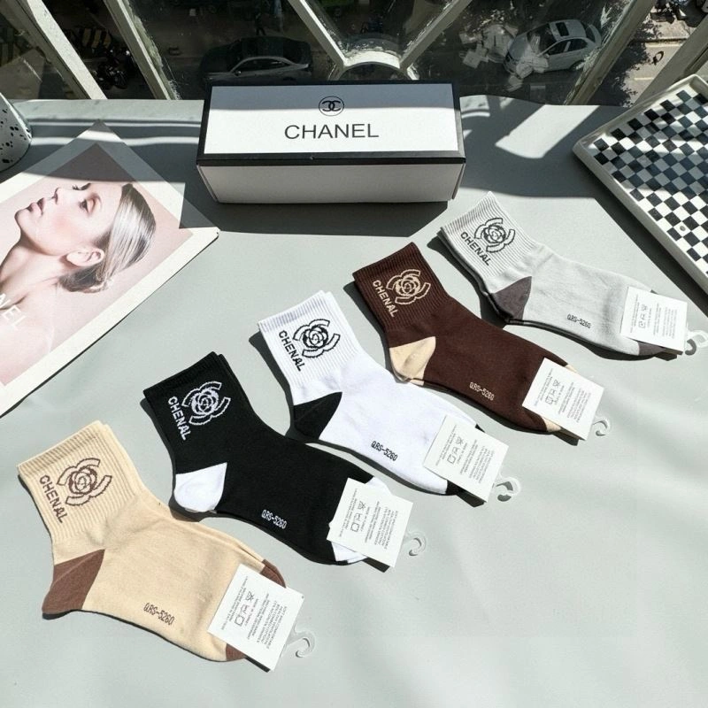 Chanel Socks Unisex 273892