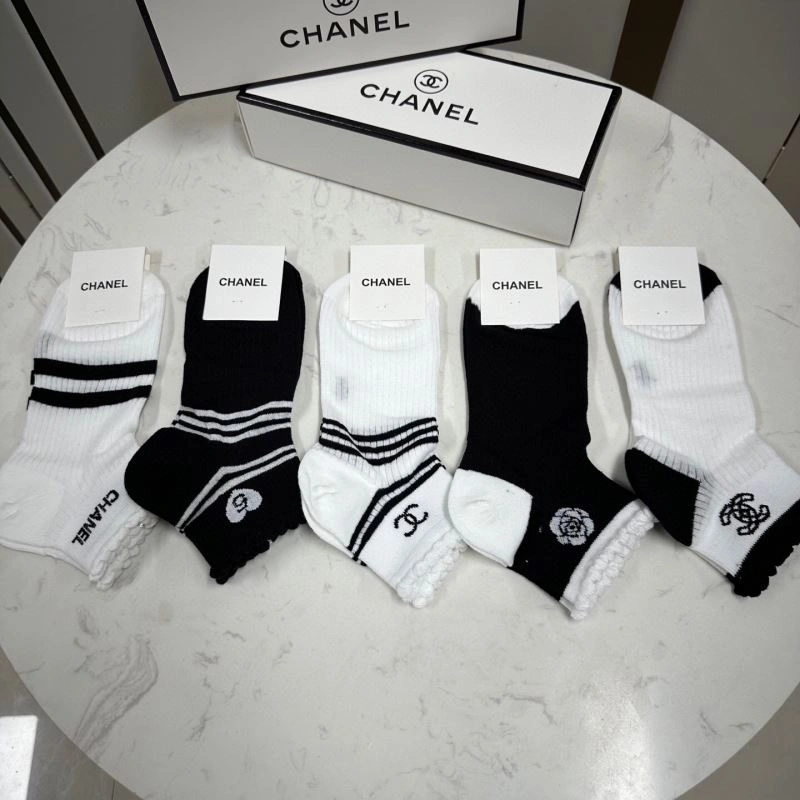 Chanel Socks Sleek 273859