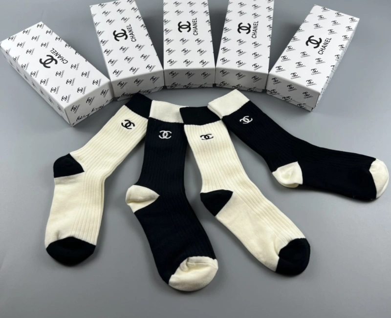 Packable Chanel Socks 274518
