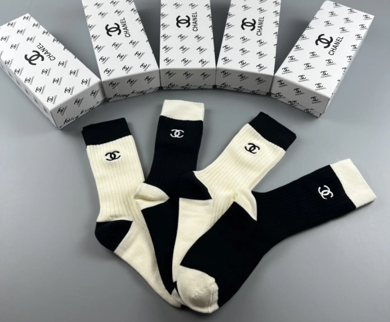 Packable Chanel Socks 274518