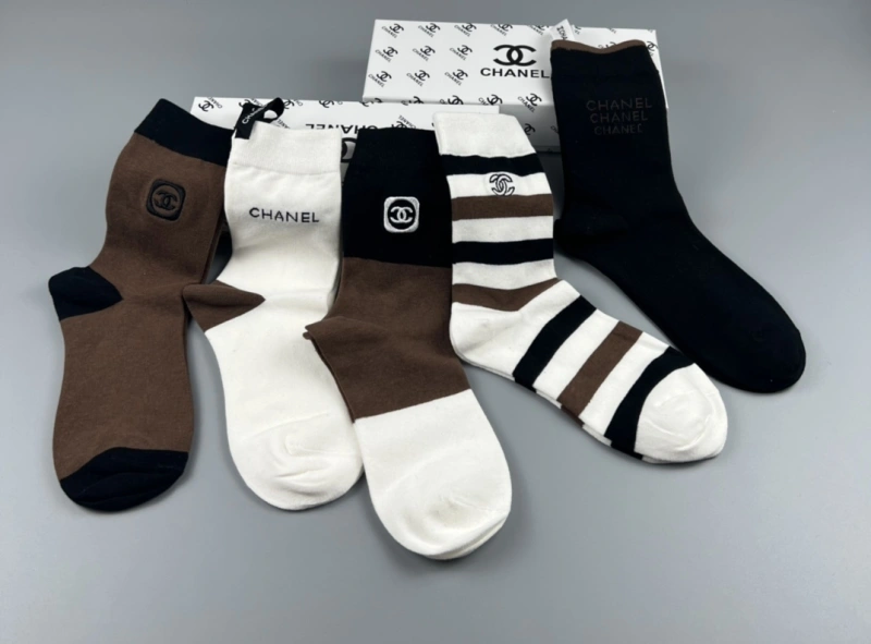 Refined Chanel Socks 274313