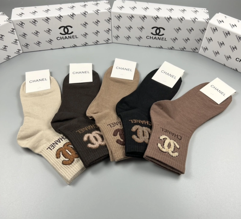 Comfortable Chanel Socks 274294