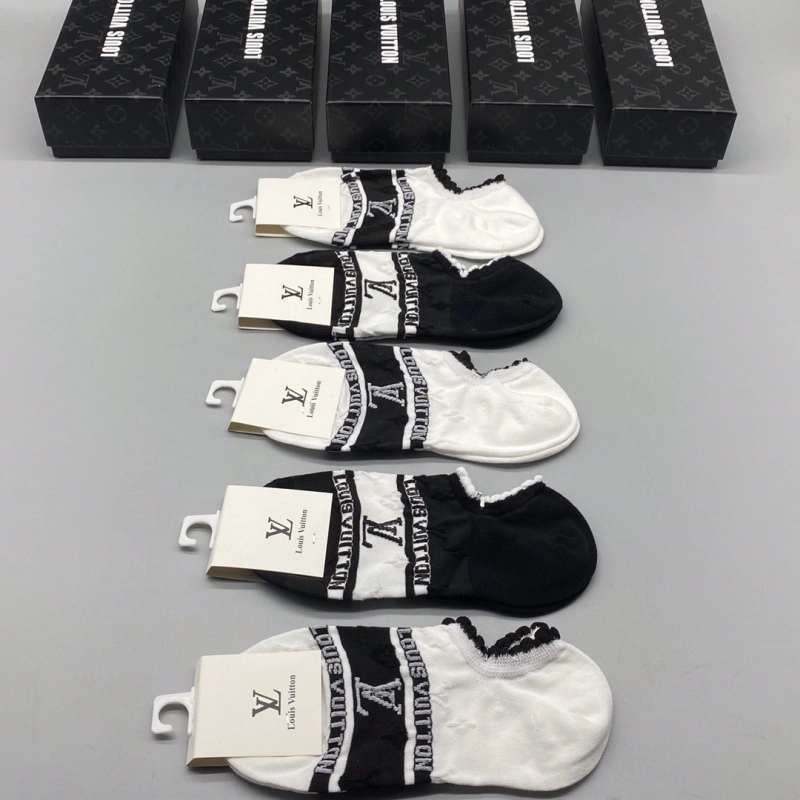 Versatile Chanel Socks 274300