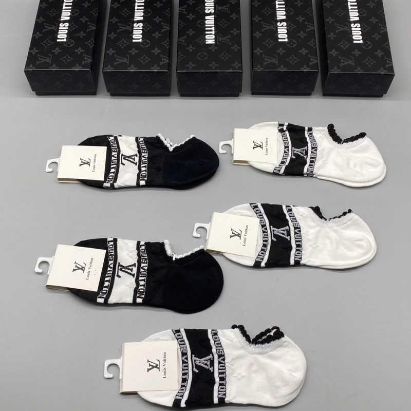 Versatile Chanel Socks 274300