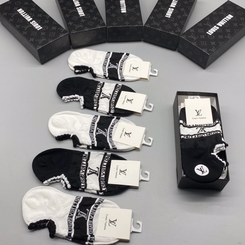 Versatile Chanel Socks 274300