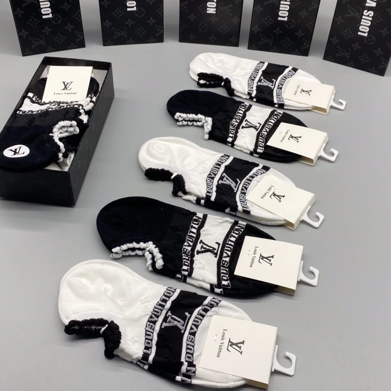 Versatile Chanel Socks 274300