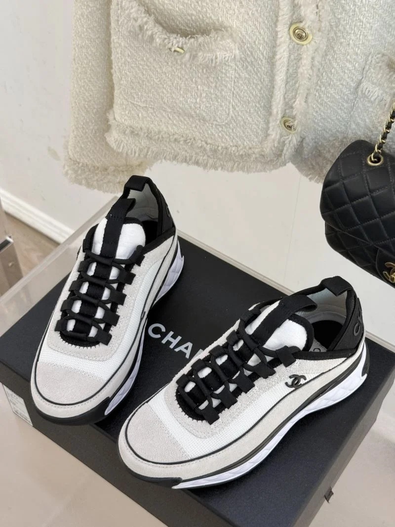 Sleek Chanel Sport Shoes 18442