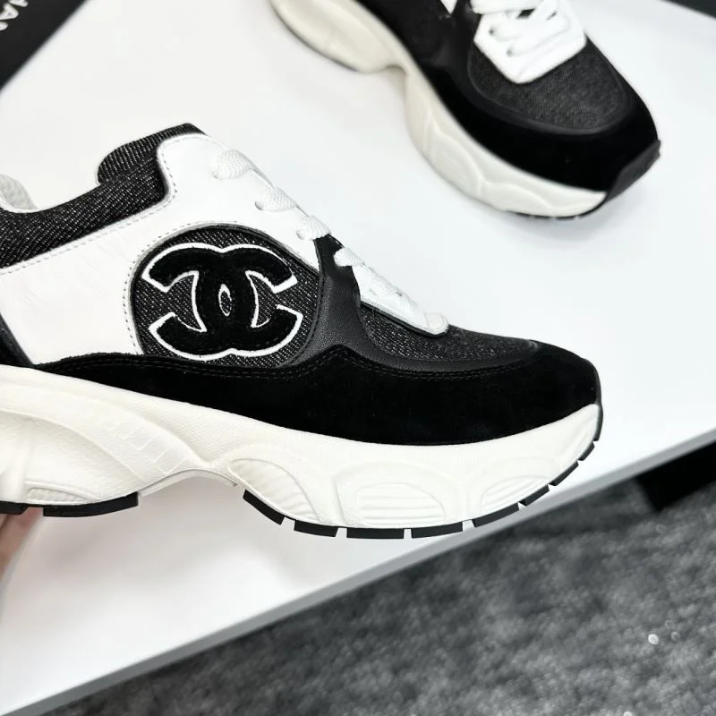 Versatile Chanel Sport Shoes 19507