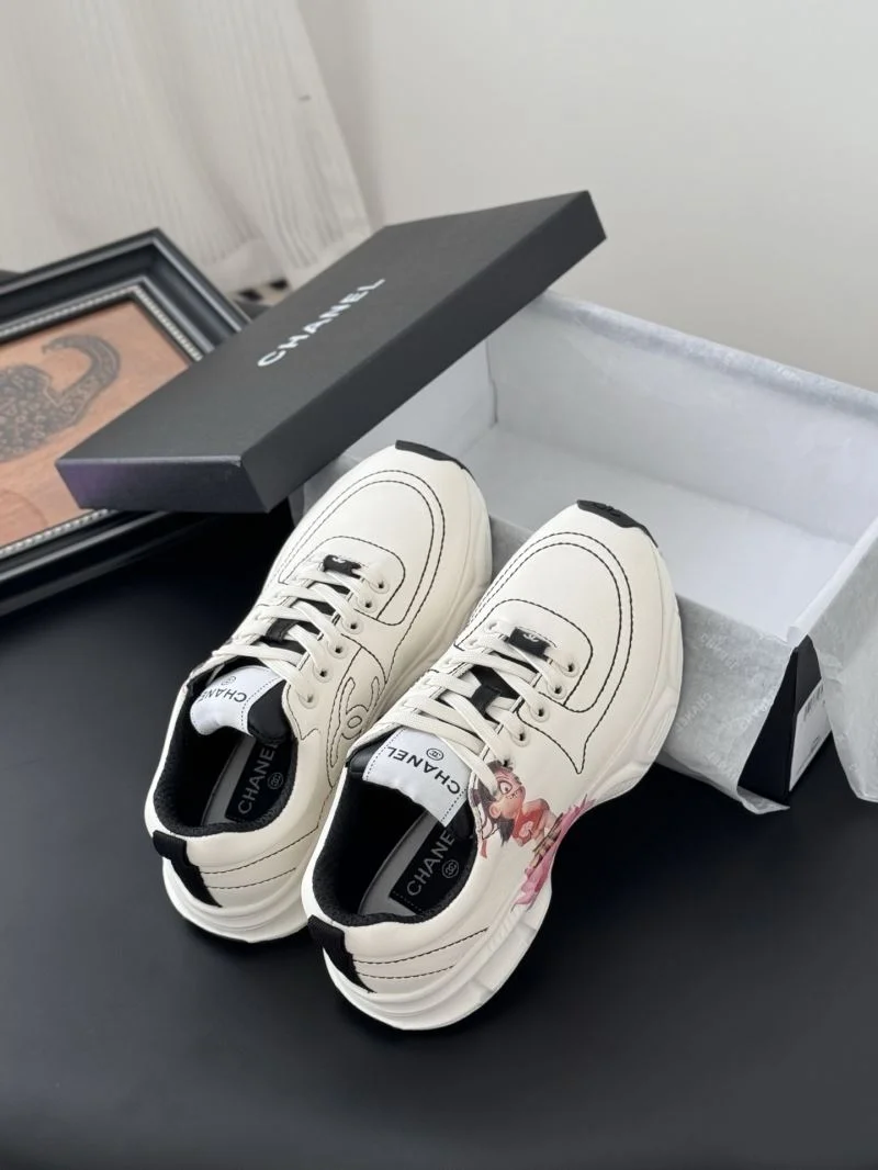 Chic Chanel Sport Shoes 18521