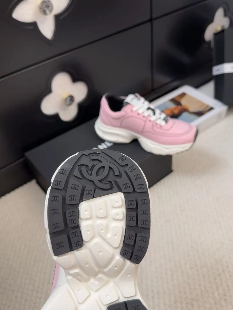 Versatile Chanel Sport Shoes 18511