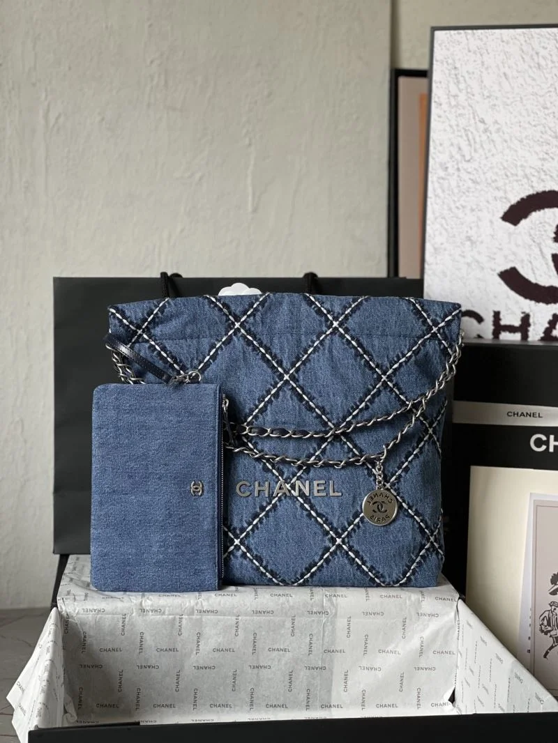 Unisex Chanel Stachel Bags 54696