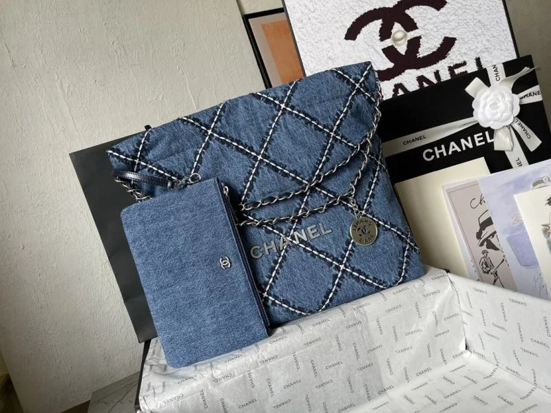 Unisex Chanel Stachel Bags 54696