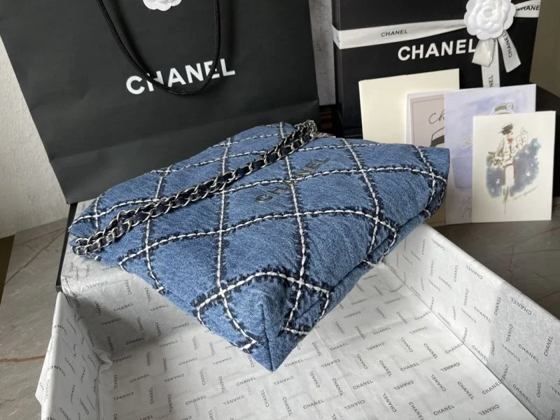 Unisex Chanel Stachel Bags 54696