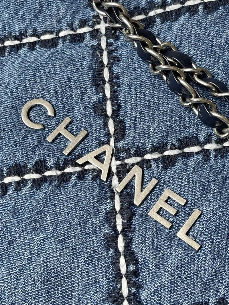 Unisex Chanel Stachel Bags 54696