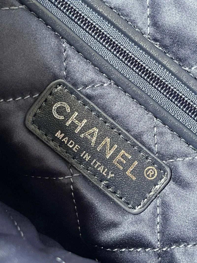 Unisex Chanel Stachel Bags 54696