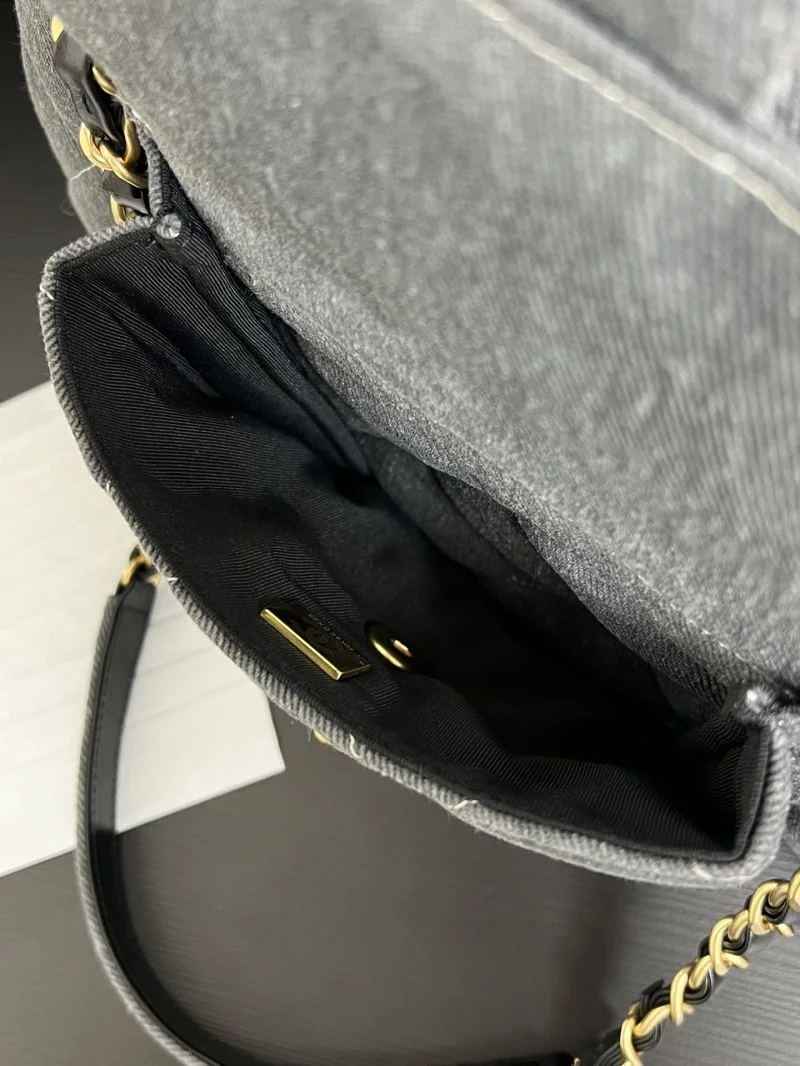 Chanel Stachel Bags Snug 54684