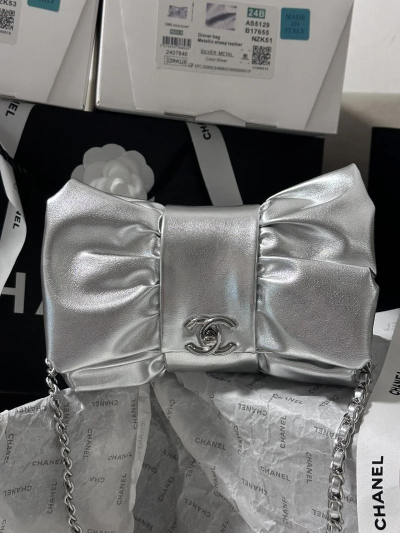 Chanel Stachel Bags Bold 54631