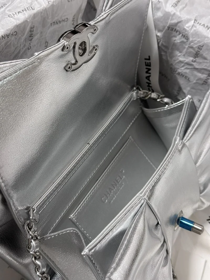 Chanel Stachel Bags Bold 54631